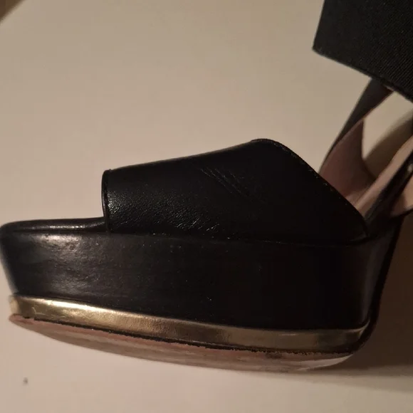Black High Heel Sandals - Picture 4 of 6
